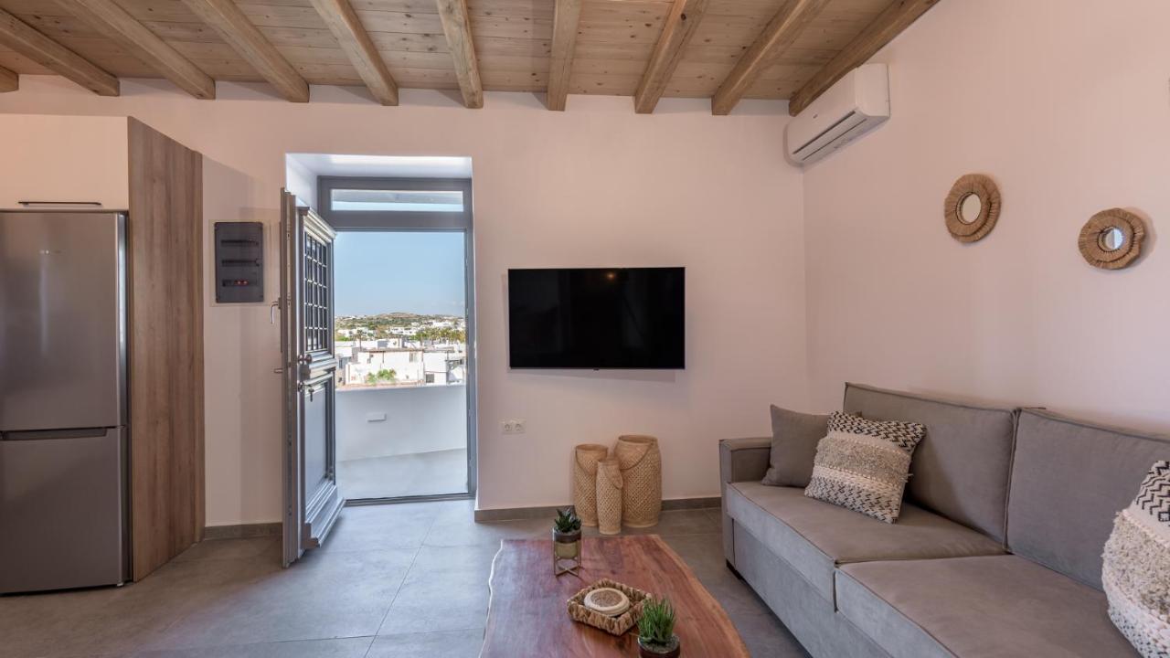 Esperanza Apartments Adamantas Exterior photo